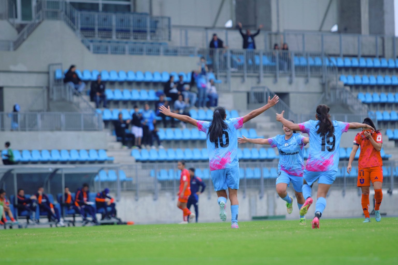 Deportes Iquique logra histórico triunfo ante Universidad de Chile por ...