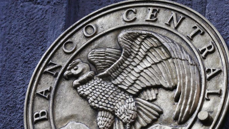Banco Central recorta la tasa de interés y la deja en 4,5%