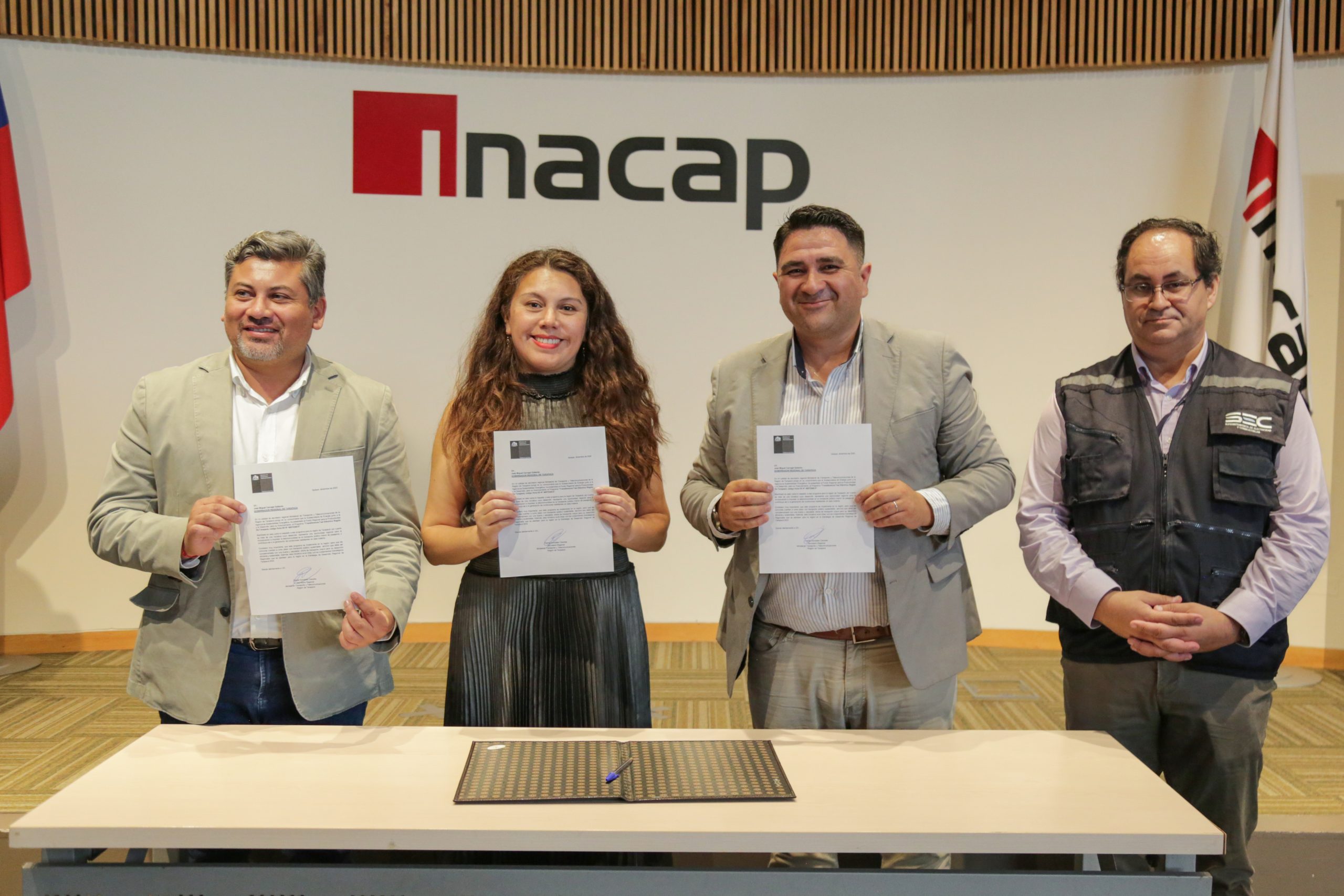 Presentan programa Taxi Eléctrico para impulsar la electromovilidad en Tarapacá