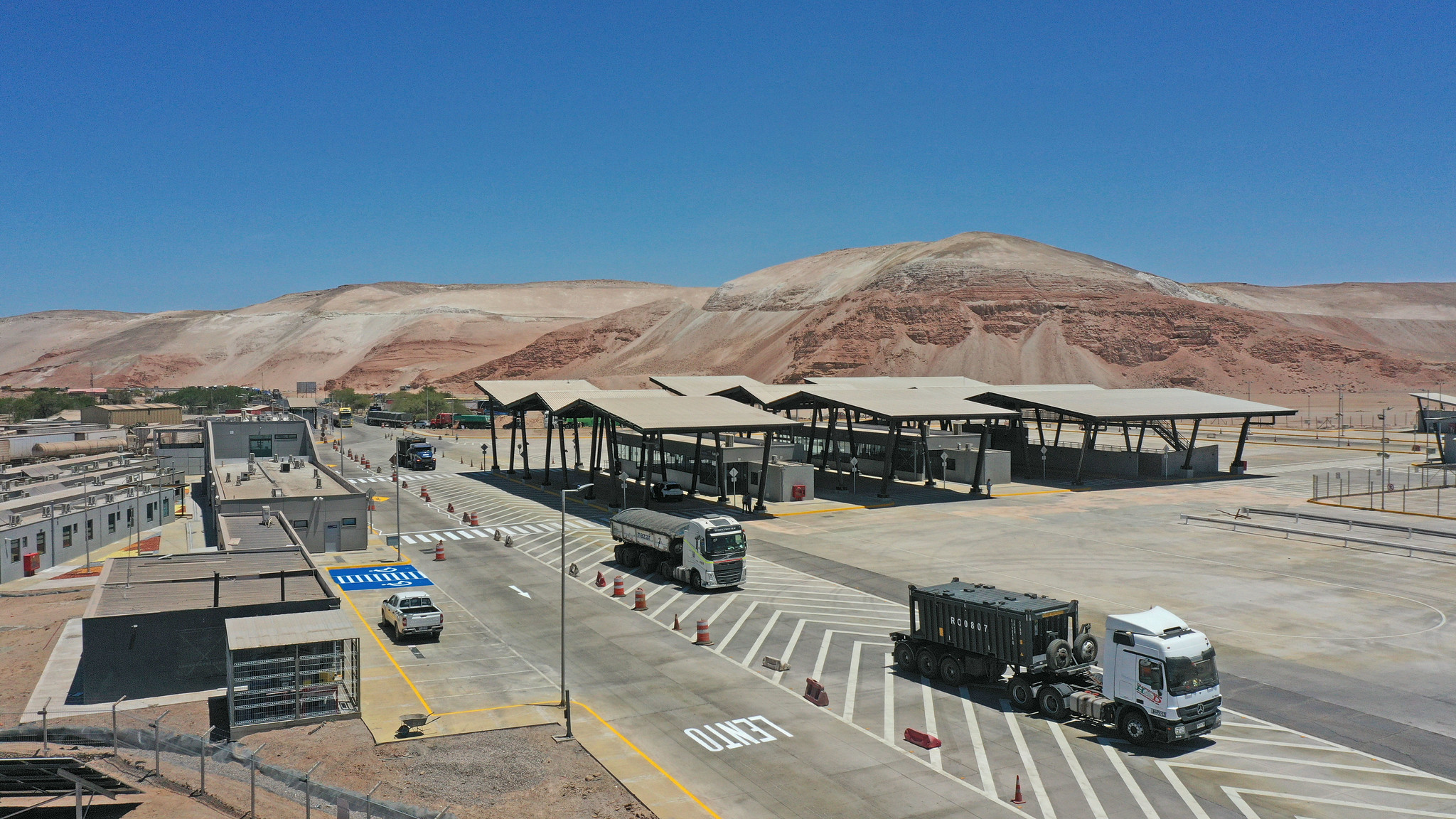 MOP y Aduanas entregan nuevas instalaciones del Complejo Aduanero Quillagua y confirman que estará operativo en febrero de 2026