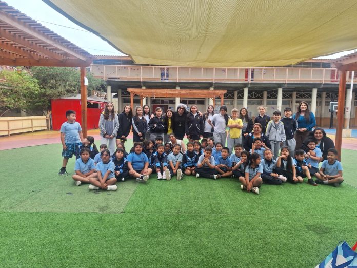 Escuela Centenario y Colegio Lirima desarrollan programa conjunto de bienestar escolar