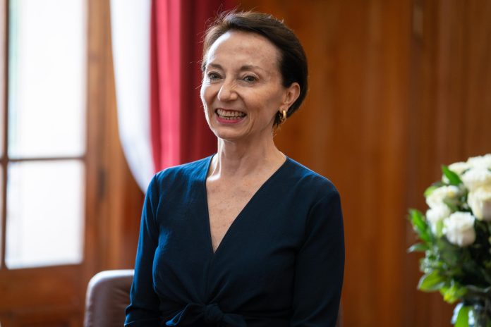 Gloria Ana Chevesich asume la presidencia de la Corte Suprema: “Pese a las barreras de género, no existen límites insuperables”