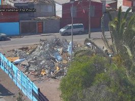 Municipio de Alto Hospicio inicia demolición de sede vecinal Katherine Arce para su reposición