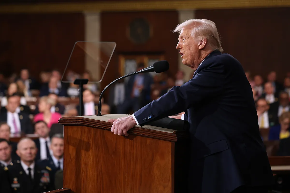 Trump afirma que EEUU ha recibido “más de 80 millones de barriles de petróleo” de Venezuela