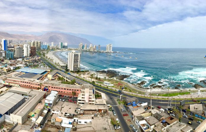 Turismo en Tarapacá | Pernoctaciones aumentan 29,7% y tarifas hoteleras bajan 7,3% en diciembre de 2025