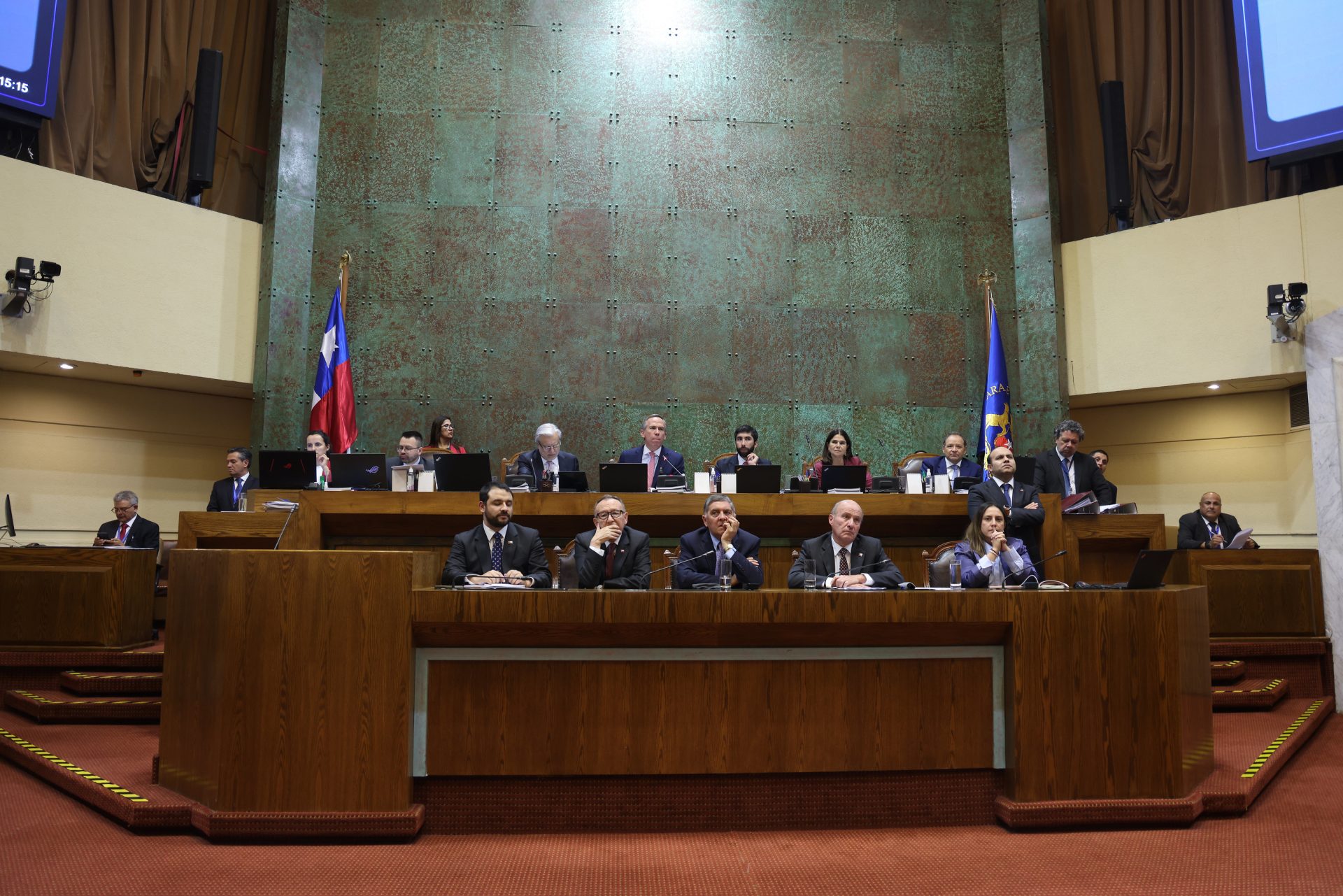 Cámara aprueba proyecto para contener alza de la parafina y lo despacha ...