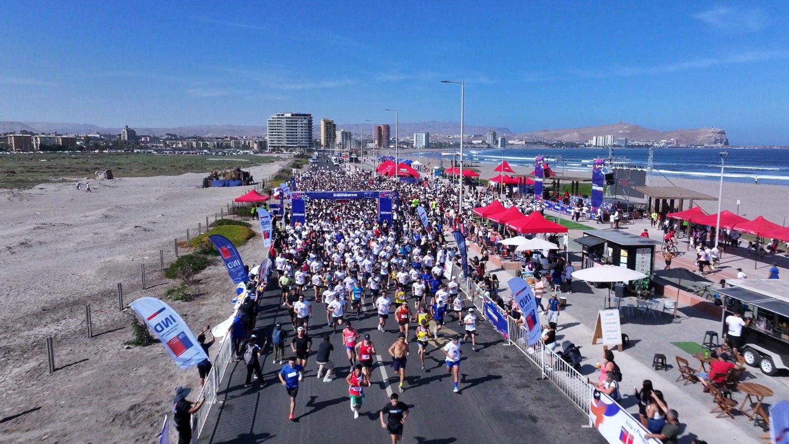 Más de 5 mil personas corrieron en el borde de la costa norte de Arica