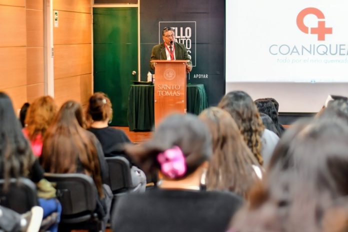 Cerca de 200 estudiantes se certifican como monitoras en prevención de quemaduras en Tarapacá