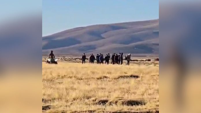 Detectan a 14 personas cruzando la frontera de Colchane por un paso no habilitado