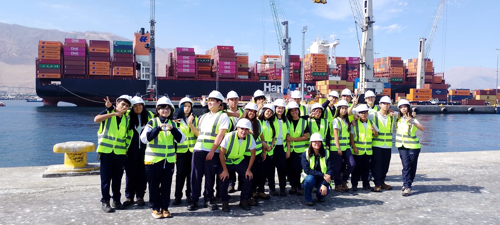 Estudiantes del Colegio Inglés de Iquique participan en jornada de vinculación “Vive Tu Puerto”