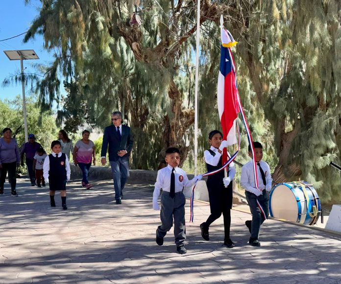 Conmemoran 147° aniversario de las Glorias Navales en Huara