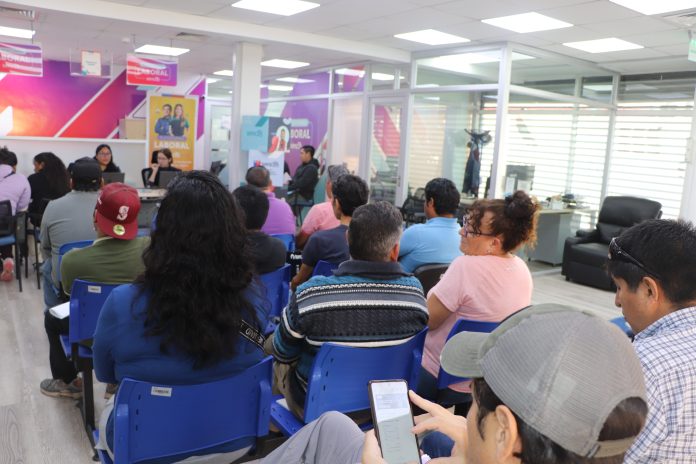 SENCE Tarapacá y empresa privada convocan a reclutamiento laboral masivo en Iquique