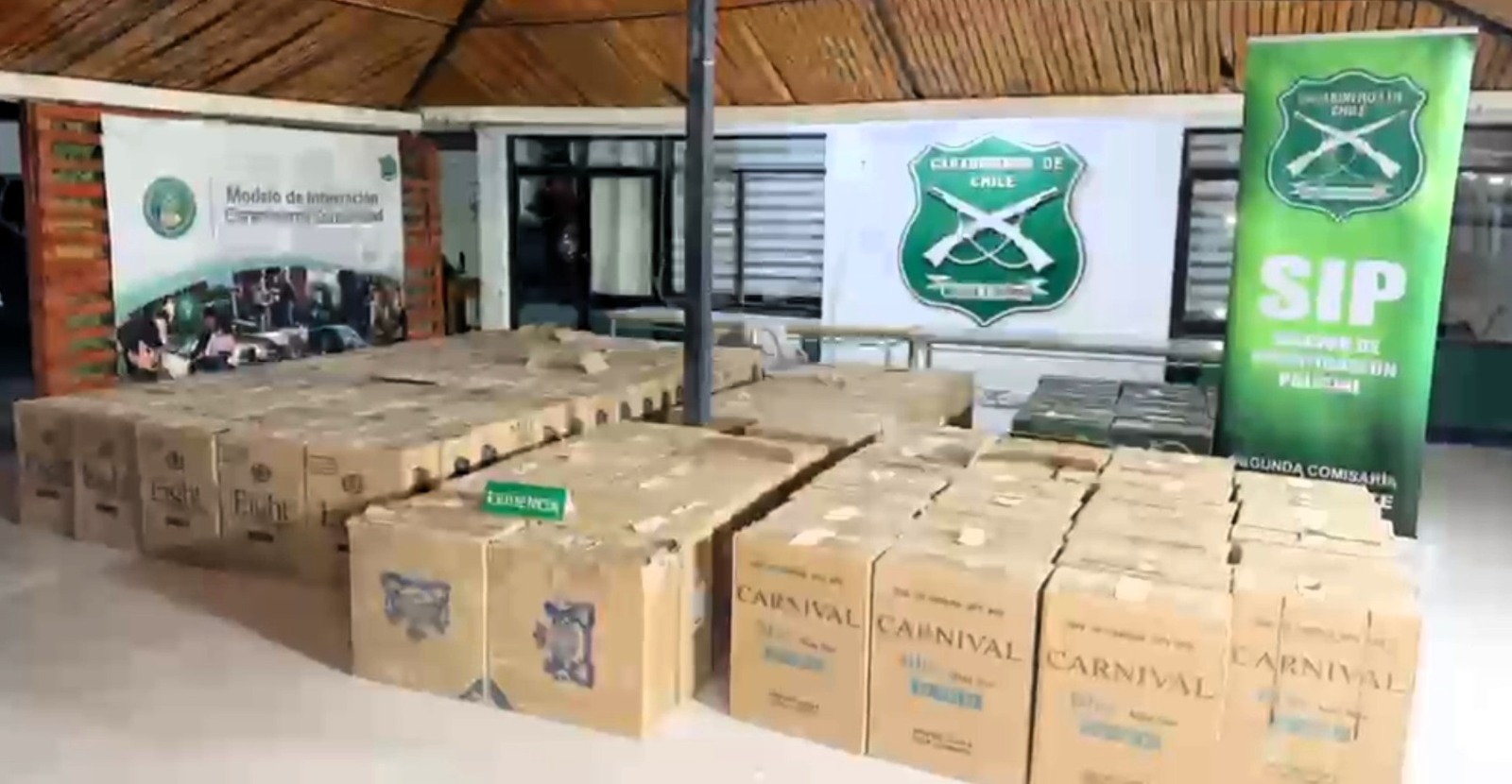 Decomisan millonario cargamento de cigarrillos de contrabando en Tarapacá