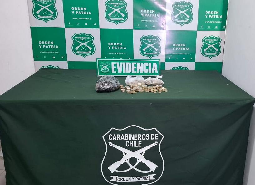 Incautan más de un kilo de pasta base durante fiscalización vehicular en Alto Hospicio