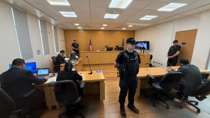 Decretan prisión preventiva para ex fiscal regional que intentó ingresar droga a cárcel de Alto Hospicio
