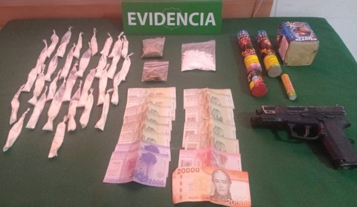 Dos detenidos con 27 reiteraciones delictuales tras operativo antidrogas en Pozo Almonte