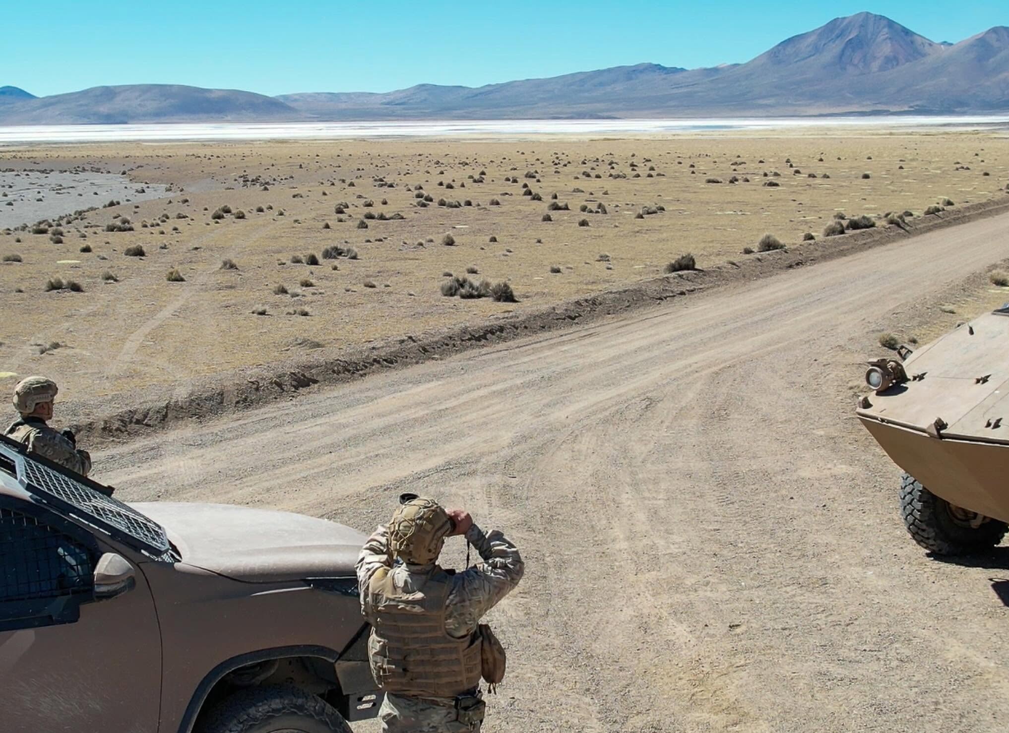 COLCHANE | Militares bolivianos detenidos en sector del Salar Coipasa serán reconducidos a su país de origen