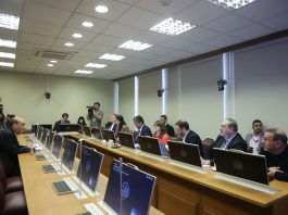 Abogado de Nicolás Grau sostiene que acusación constitucional carece de hechos concretos e infracciones específicas