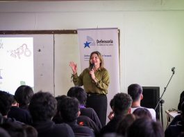 Más de 140 estudiantes del Instituto Comercial participaron en charla sobre responsabilidad penal adolescente