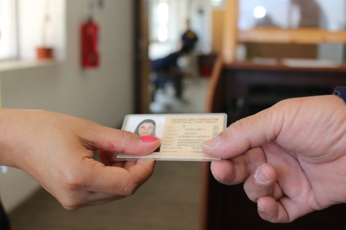 Fiscalía de Tarapacá identifica a 62 compradores de licencias de conducir fraudulentas