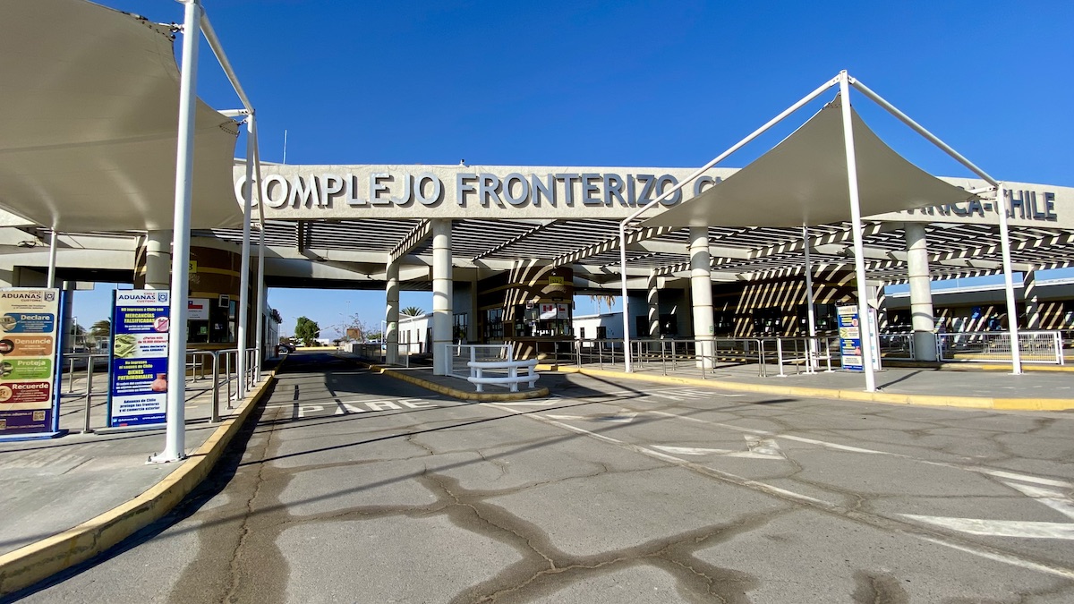 Decretan prisión preventiva para dos venezolanos por tráfico de migrantes en Arica