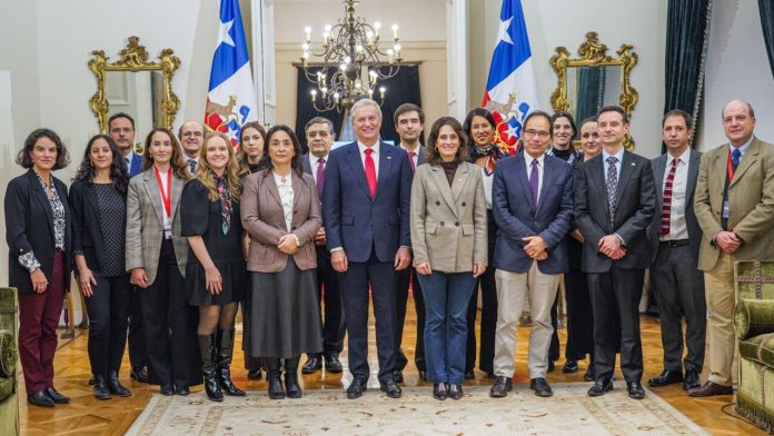 “Plan Chile Renace”: Gobierno crea Comisión Asesora Presidencial para tratar crisis de natalidad