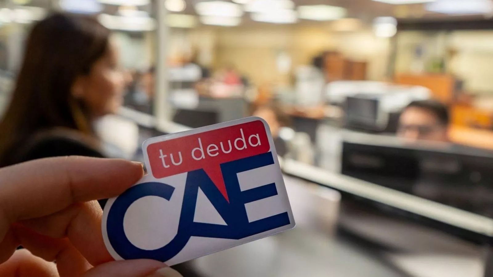 Más de 5.300 personas mantienen deudas del CAE en Tarapacá: monto adeudado supera los $9.512 millones