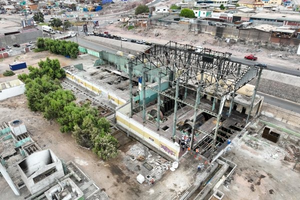 Organismos públicos cuestionan alcances del plan de Engie para descontaminar la ex Central Diésel de Iquique