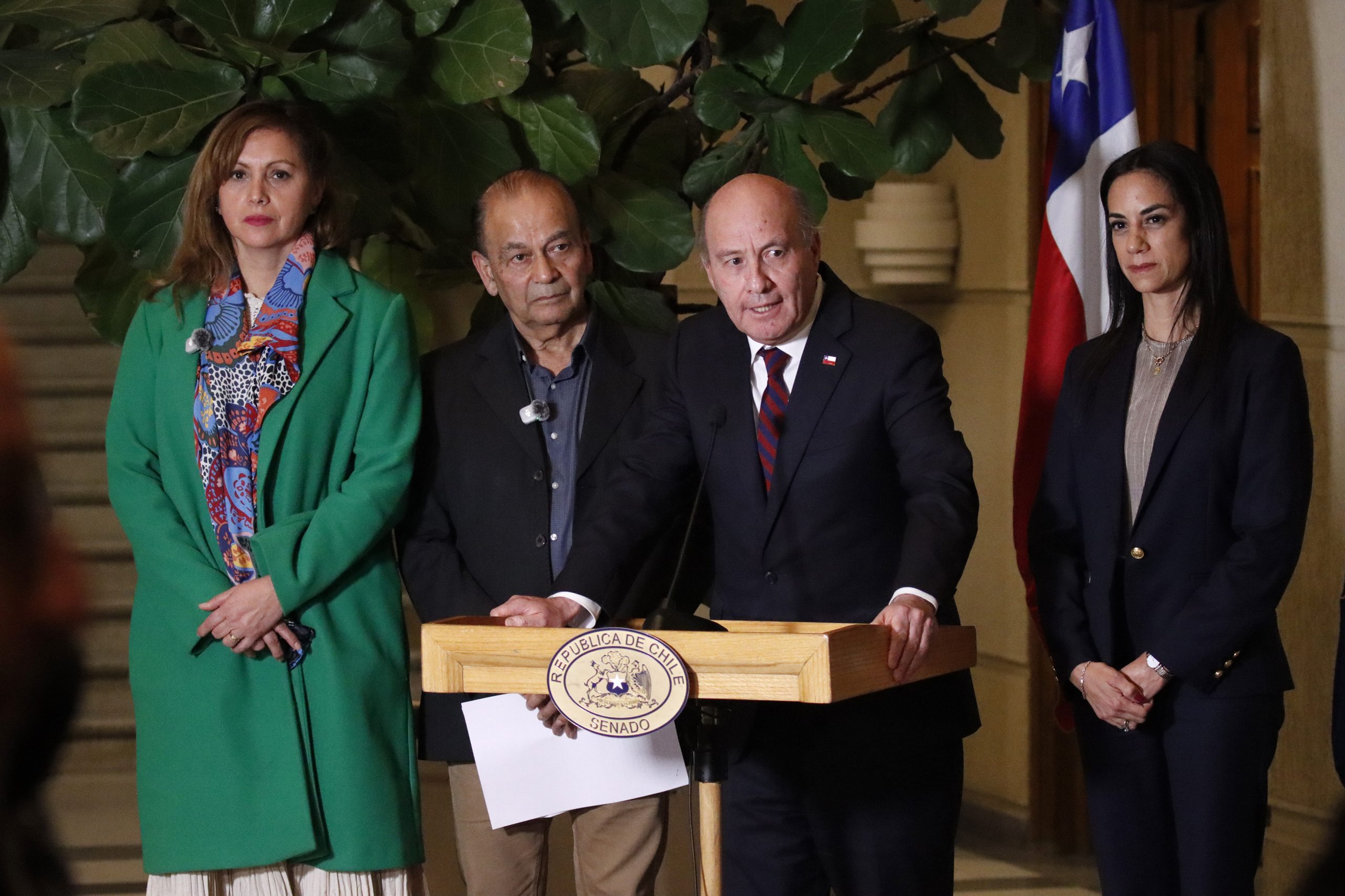 Megarreforma | Gobierno anuncia acuerdo con el PPD para rebajar invariabilidad tributaria a 10 años