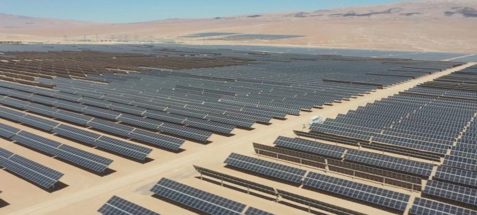 Tribunal ambiental acoge a trámite reclamación de vecinos por proyecto fotovoltaico en Tarapacá por $US 990 millones