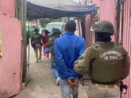 Dos detenidos por microtráfico tras allanamientos en la toma La Cantera de Iquique