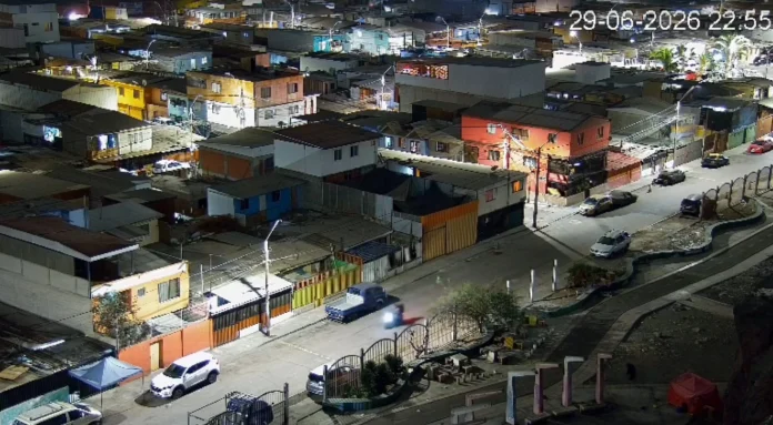 En prisión quedan dos extranjeros por homicidio frustrado de mujer en Iquique y tribunal amplía detención de tercera imputada