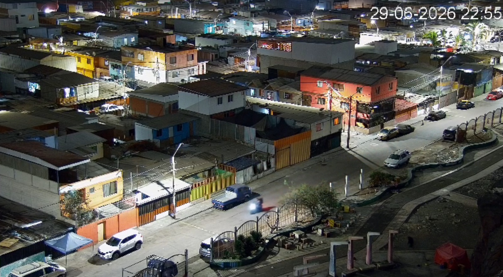 Detienen a los autores de homicidio frustrado de mujer en población Jorge Inostrosa de Iquique