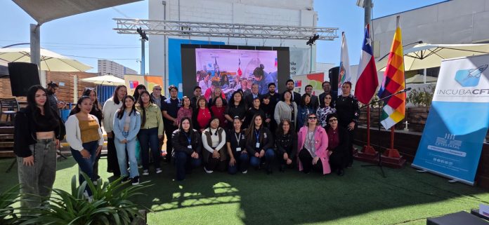 Vecinas de Alto Hospicio fortalecen sus emprendimientos gracias a taller impulsado por Quiero Mi Barrio y el CFT Estatal de Tarapacá