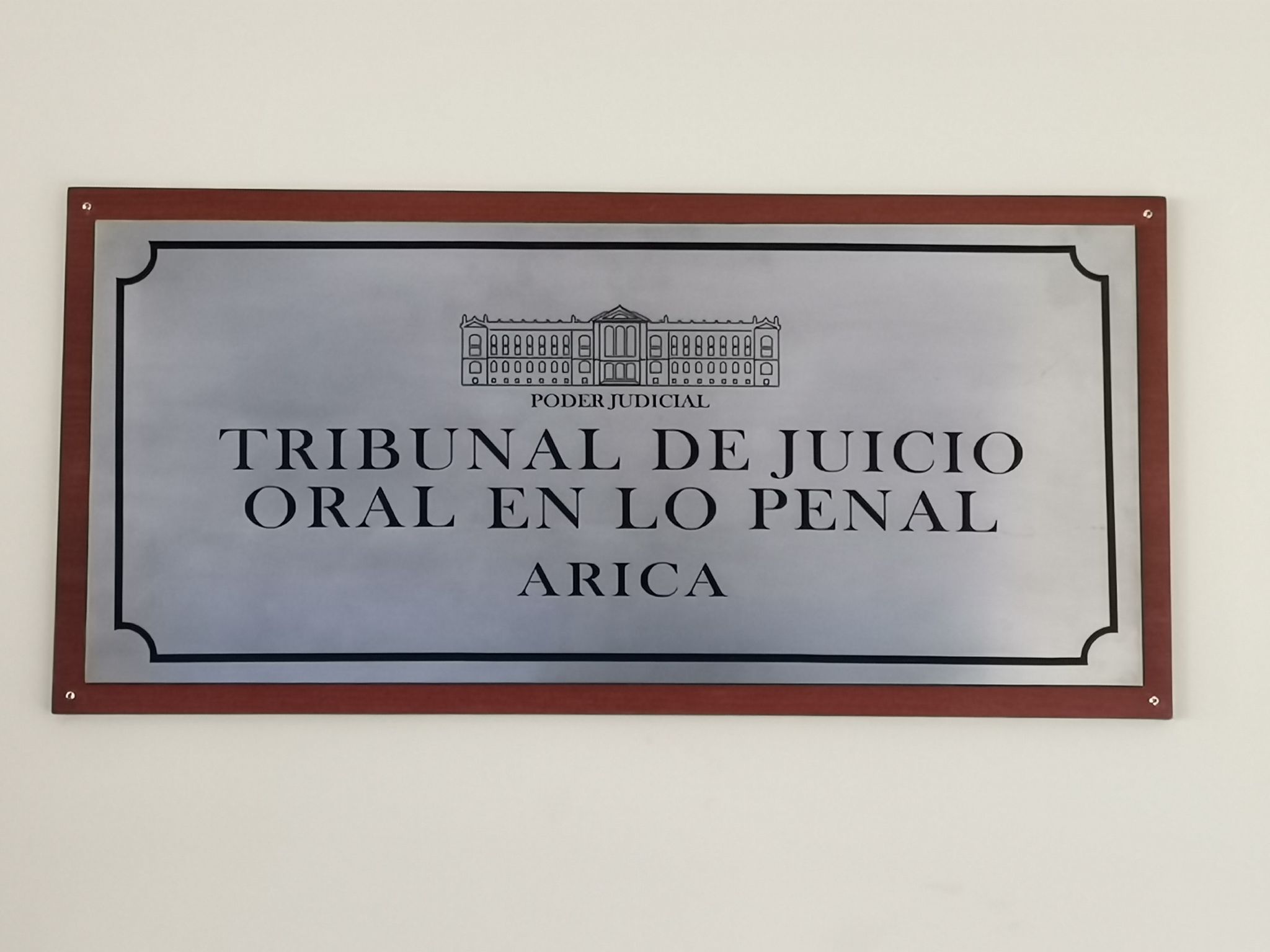 Condenan a 10 años de cárcel a sujeto por violación y abuso sexual de menor de 14 años en Arica