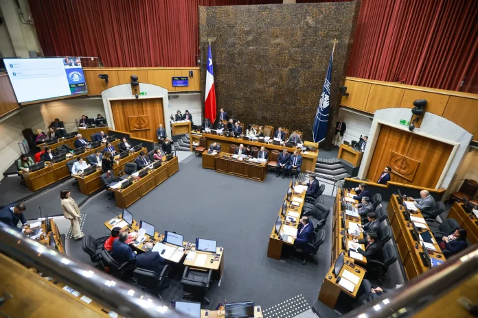 Senado aprueba la megarreforma económica de Kast
