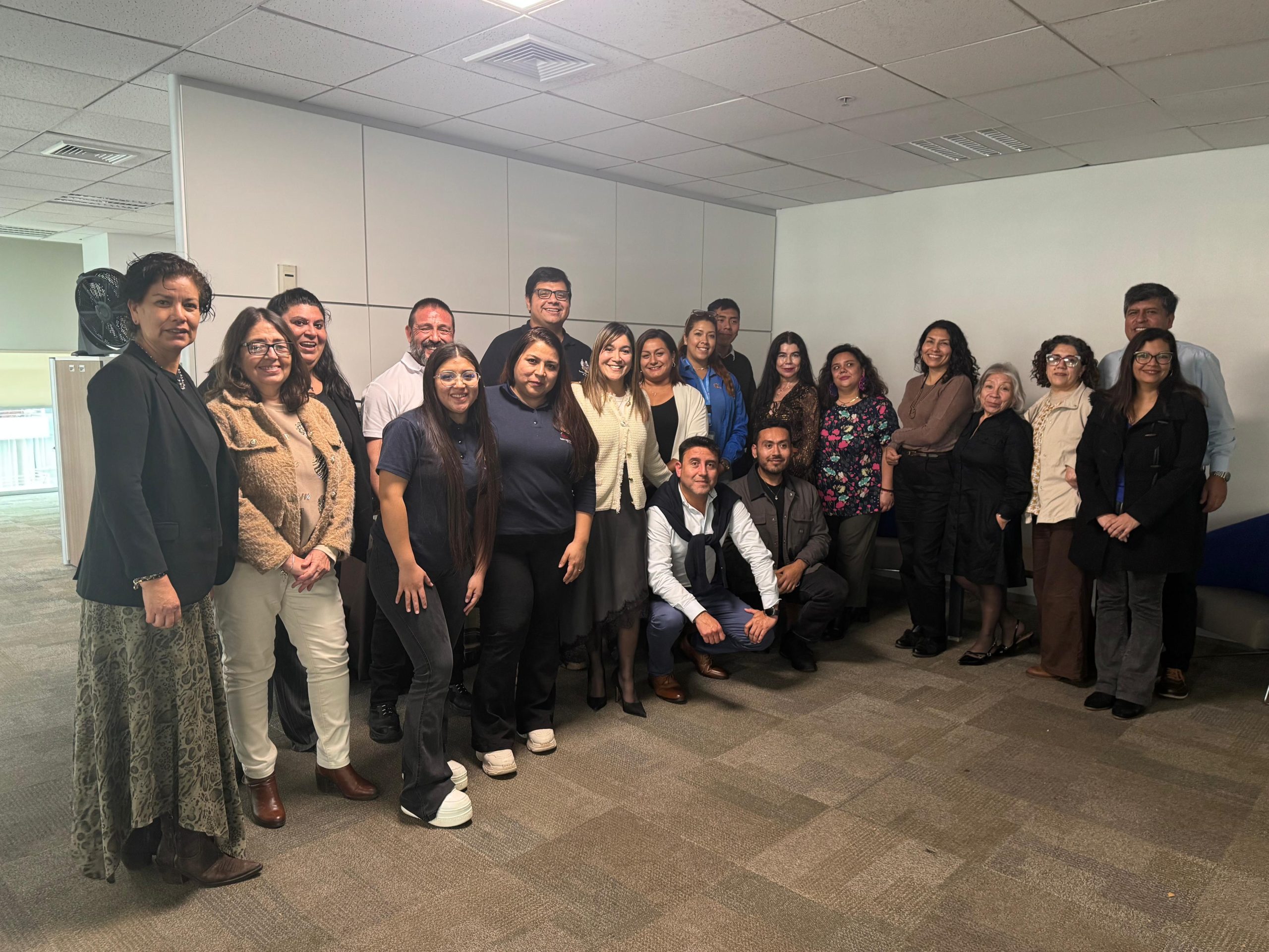 Municipios de Tarapacá fortalecen gestión de subsidios de agua potable en jornada regional organizada por Aguas del Altiplano y ANDESS