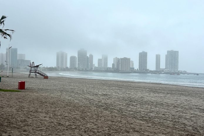 Emiten nuevo aviso por vientos de hasta 50 km/h en el litoral de Tarapacá
