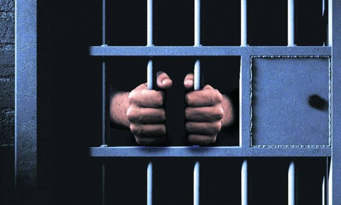 En prisión queda profesor por producción de pornografía infantil y abuso sexual de estudiante de Iquique-1