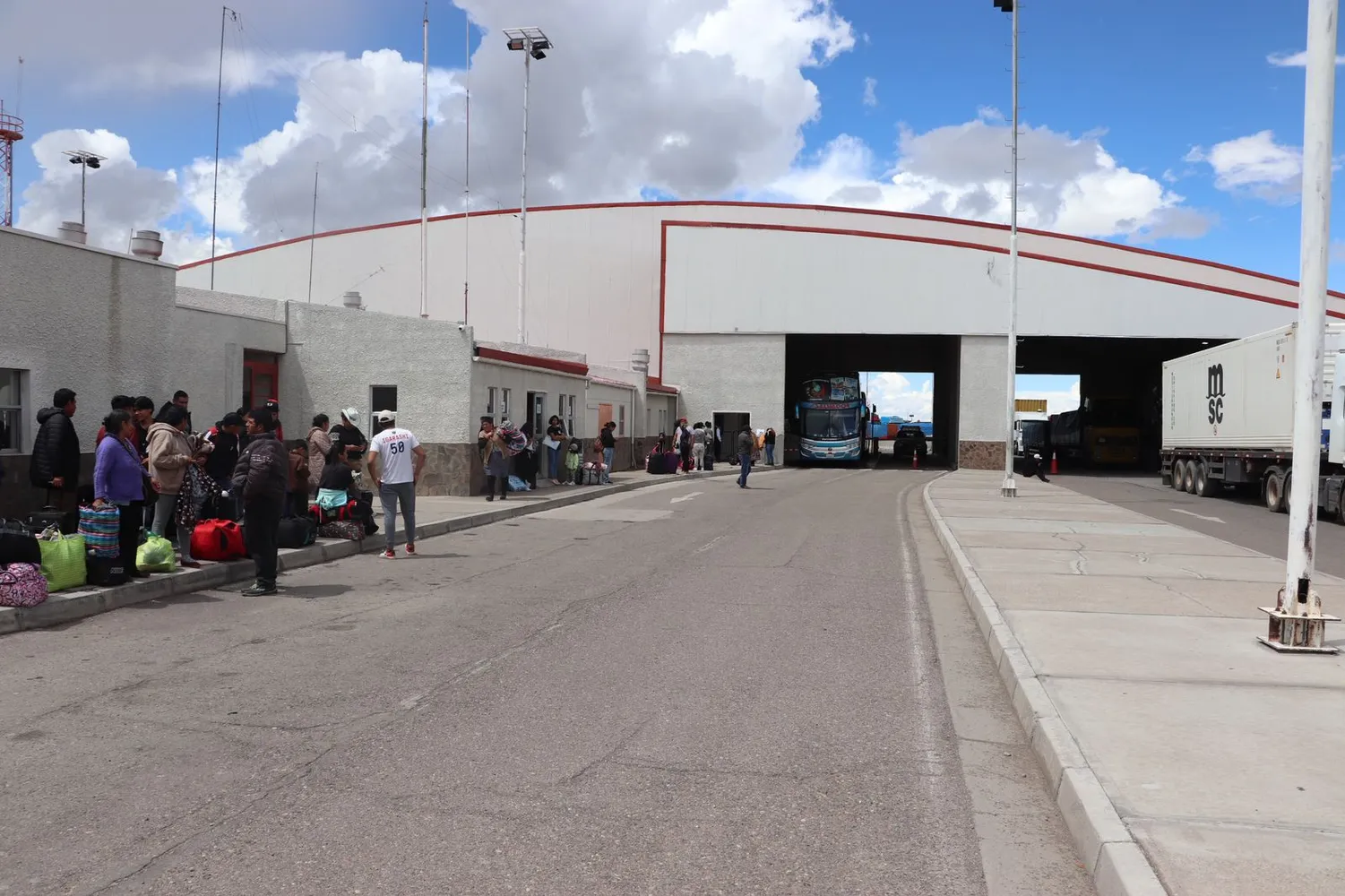Gobierno confirma ampliación de horario atención peatonal en Complejo Fronterizo de Colchane por Fiesta de San Lorenzo