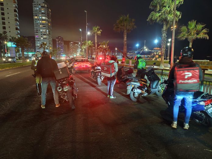 Retiran de circulación 10 motocicletas durante operativo policial en Iquique