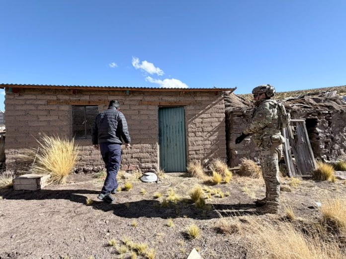 Parinacota: Encuentran a dos personas extraviadas tras operativo de búsqueda