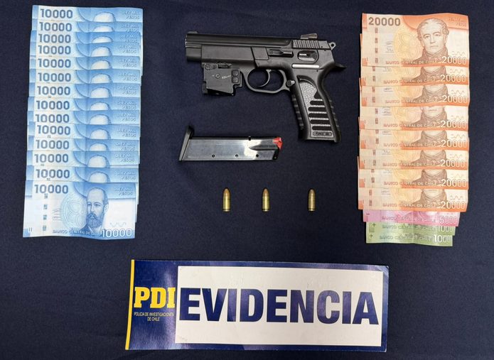 Decretan internación provisoria para adolescente de Iquique que exhibía arma en redes sociales