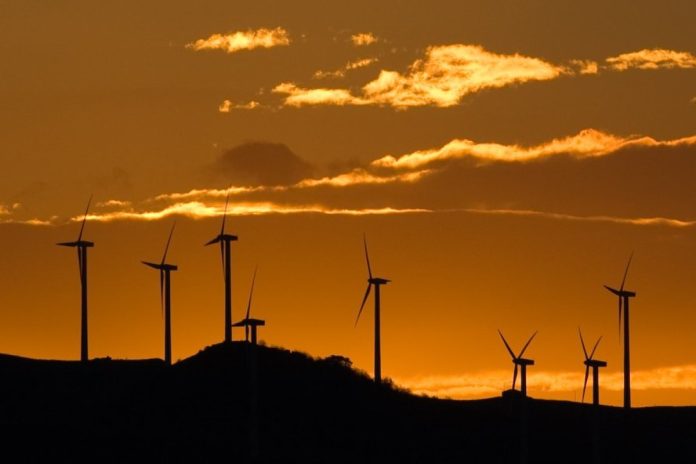 Gobierno de Bolivia anuncia acuerdo con Argentina y Paraguay para redistribuir energía