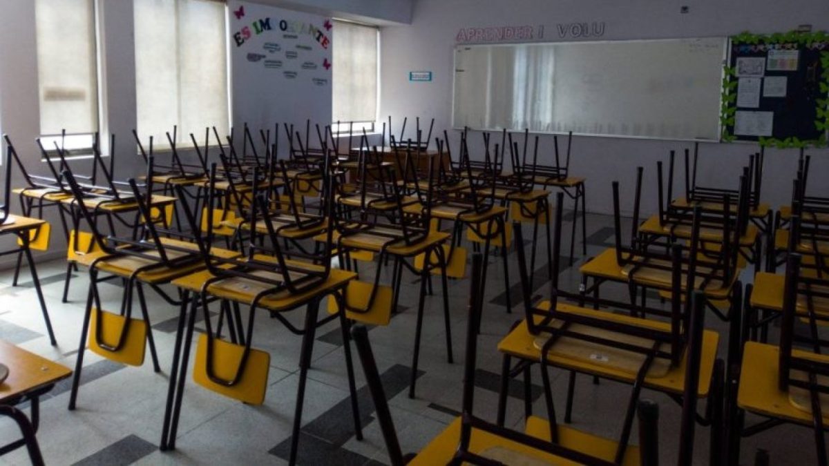 Suspenden clases para este lunes y martes en toda la región de Tarapacá por sistema frontal