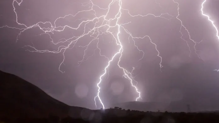 Autoridades entregan balance tras Mesa Técnica por pronóstico de precipitaciones y tormentas eléctricas en Tarapacá
