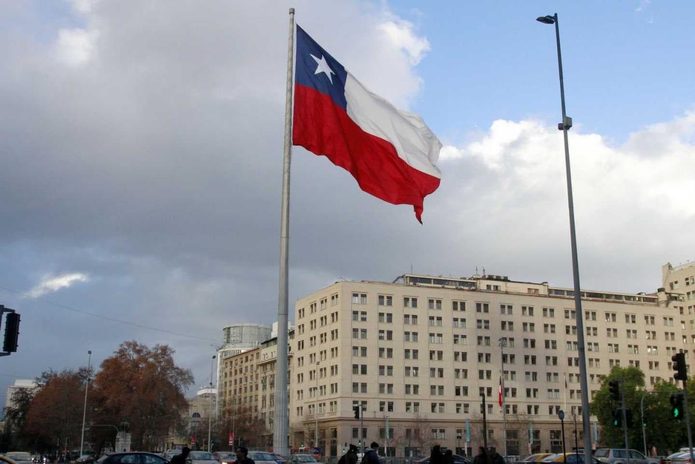 Fiestas Patrias: Cómo colocar correctamente la bandera durante este 18 y 19 de septiembre