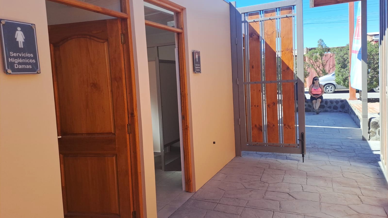 Programa Pequeñas Localidades del MINVU entrega proyecto “Construcción de Servicios Higiénicos en Plaza 31 de Octubre” de Huara
