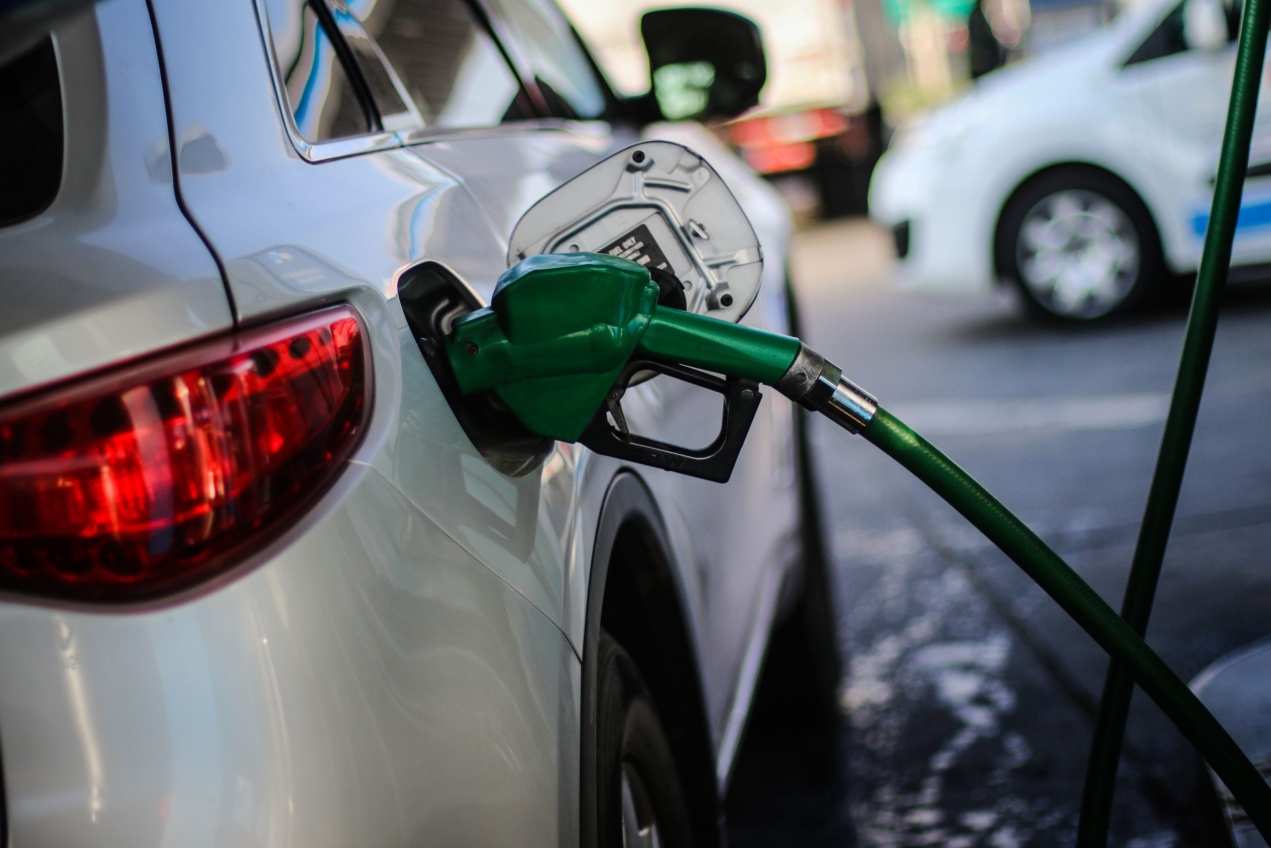Enap anuncia alza de casi $100 en el petróleo y de $281 para el kerosene este jueves