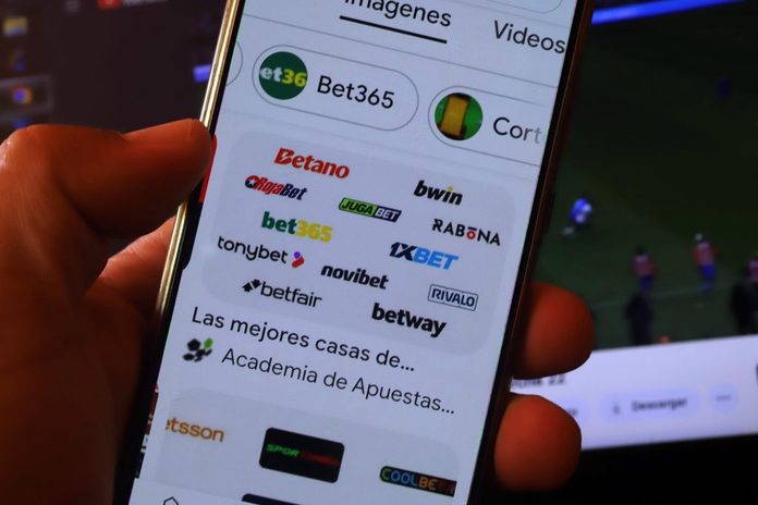 Subtel ordena bloqueo de 37 nuevos dominios de apuestas online: Empresas tienen 48 horas para aplicar la medida